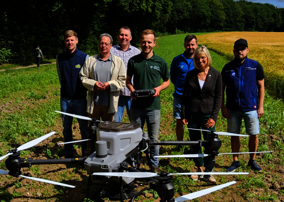 EIP Projekt Flugsaat - Aussaat von Zwischenfrchten und Untersaaten per  Drohne: Lsen Agrargrodrohnen die Smaschine ab?